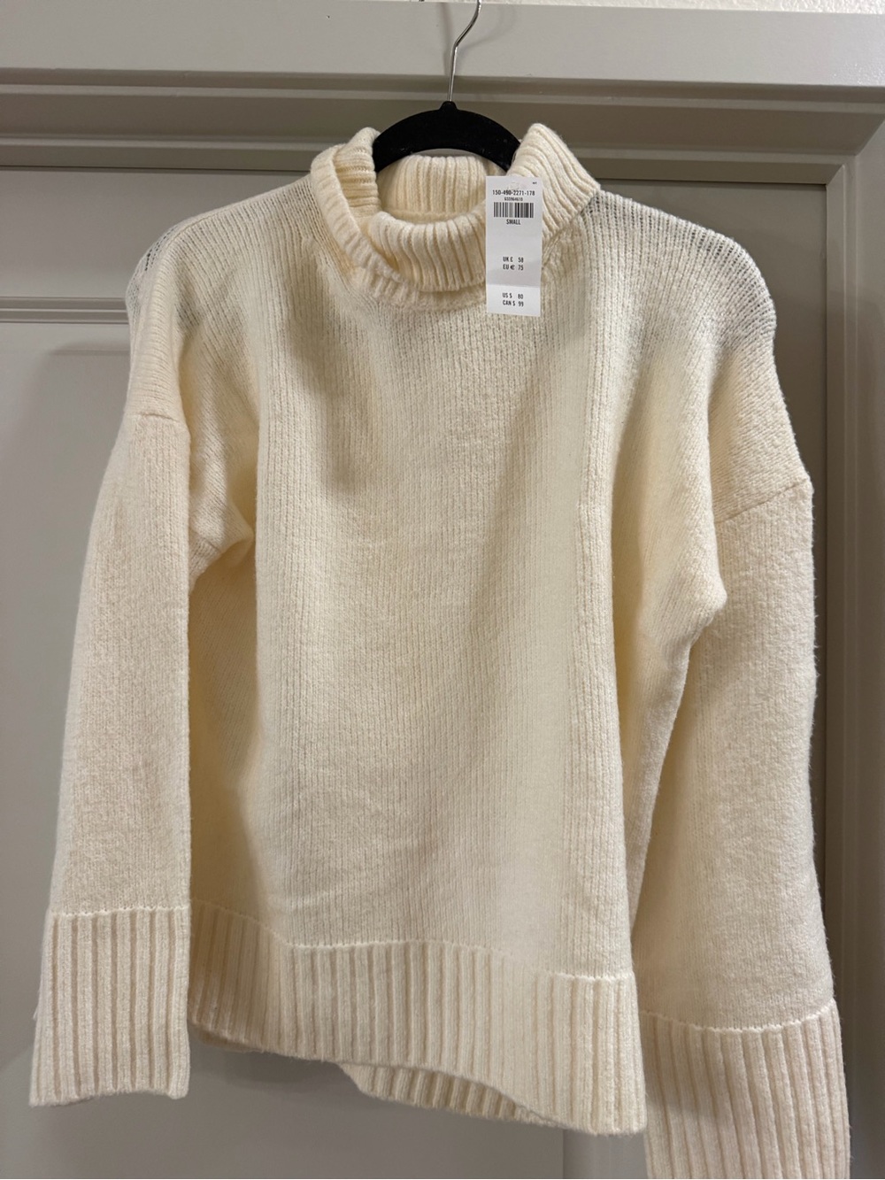 Abercrombie & Fitch Cream Turtleneck Sweater